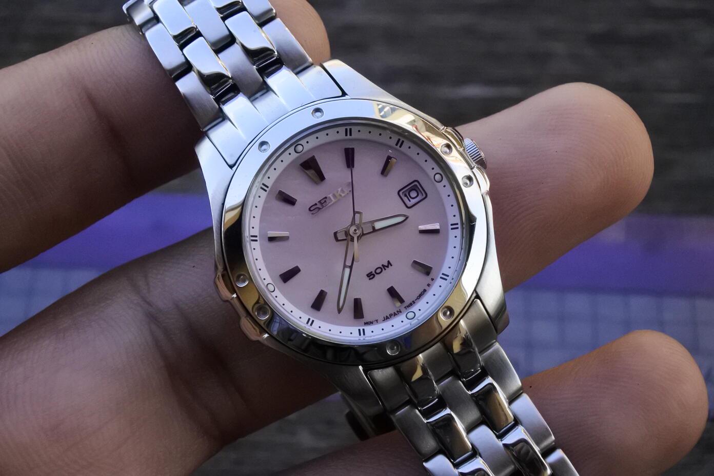 Vintage Seiko 7N82 0GR0 Pearl Dial Lady Quartz Watch Japan JDM