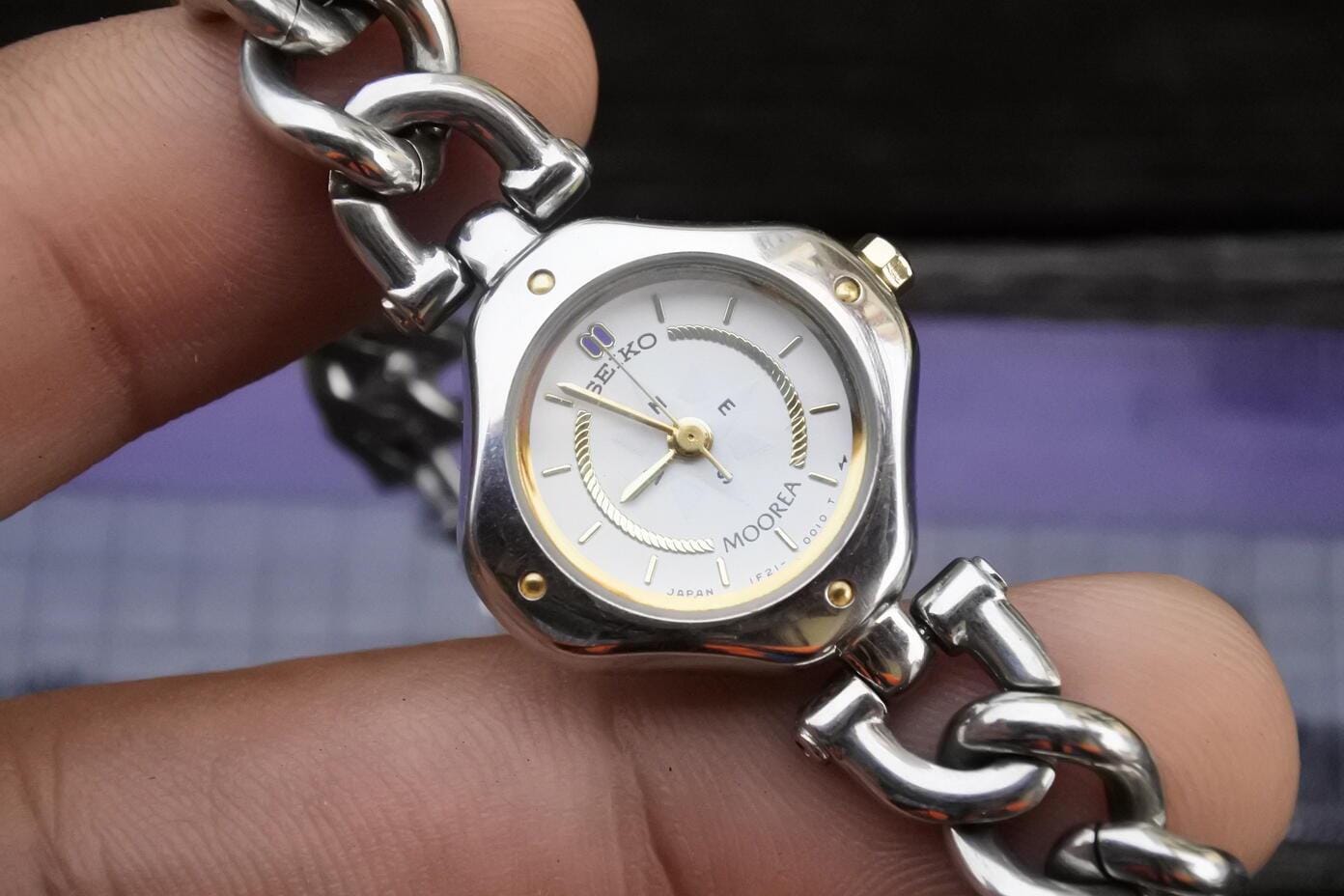 Vintage Seiko Moorea 1F21 0010 Integrated Bracelet Lady Quartz