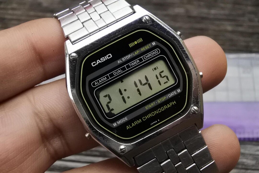 52：CASIO　STR-2000　希少・ビンテージ　デジタル腕時計　ジャンク ジャンク品の可能性】CASIO415 A152 デジタル腕時計 カシオ計算機