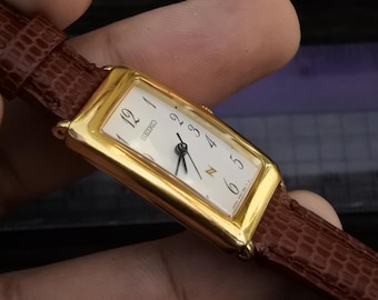 【稼働品】 SEIKO 2C21-5190 クォーツ レディース 腕時計 SEIKO - 【稼働品】 SEIKO 2C21-5190 クォーツ レディース 腕時計の