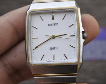 Vintage Seiko Spirit 5E31 5A70 Men Quartz Wristwatch Japan Square