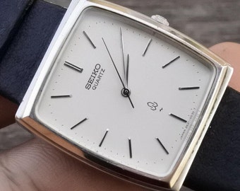 Vintage Seiko 2C21 5190 White Dial Lady Quartz Watch Japan Square