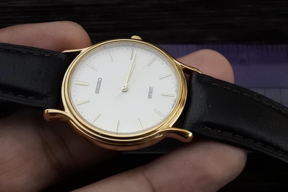 Vintage Seiko Spirit 5E21 0010 Yellow Dial Men Quartz Watch Japan