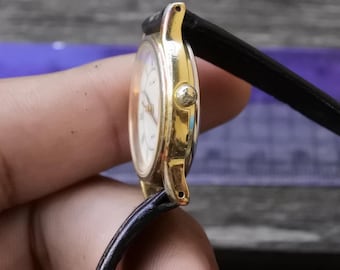Vintage Seiko Women Quartz Watch Rose Gold Tone Dial Roman Numerals Paisley Band Vintage Seiko Ladies Rose Gold Tone Quartz Watch Pink Dial  main image 4