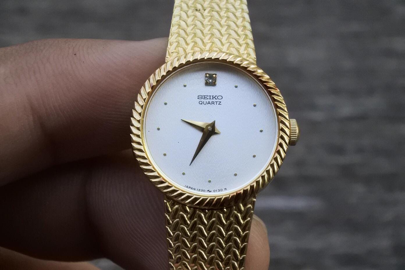 Vintage Seiko Gold Plated 1220 0020 Integrated Bracelet Lady Vintage Seiko Gold Plated 1220 0020 Integrated Bracelet Lady