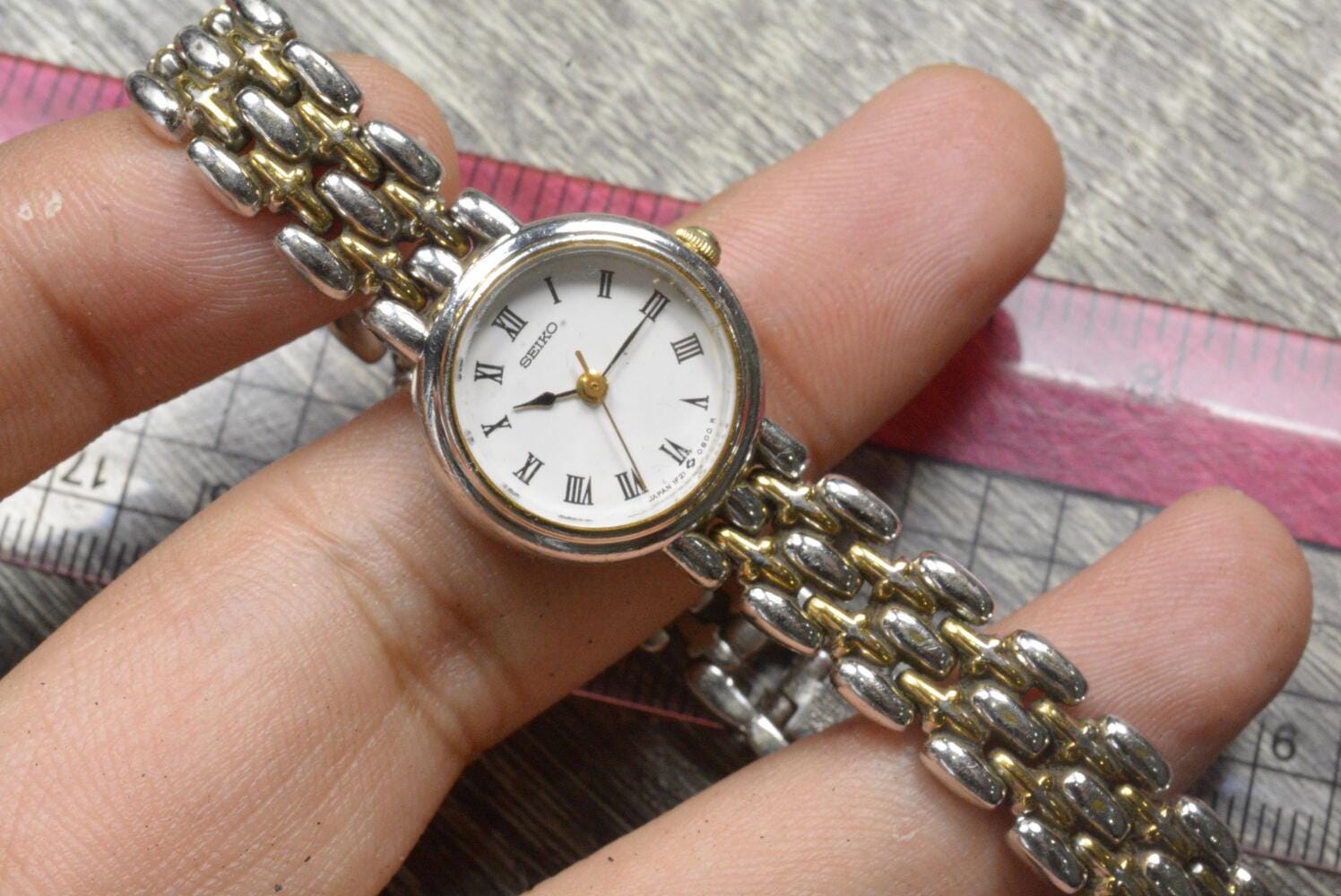 セイコー腕時計レディース　ノイエオーバルゴールド本ワニ革ベルト1F21OBPO SEIKO NOIE【正規品】セイコー ノイエ オーバル ゴールド 本ワニ