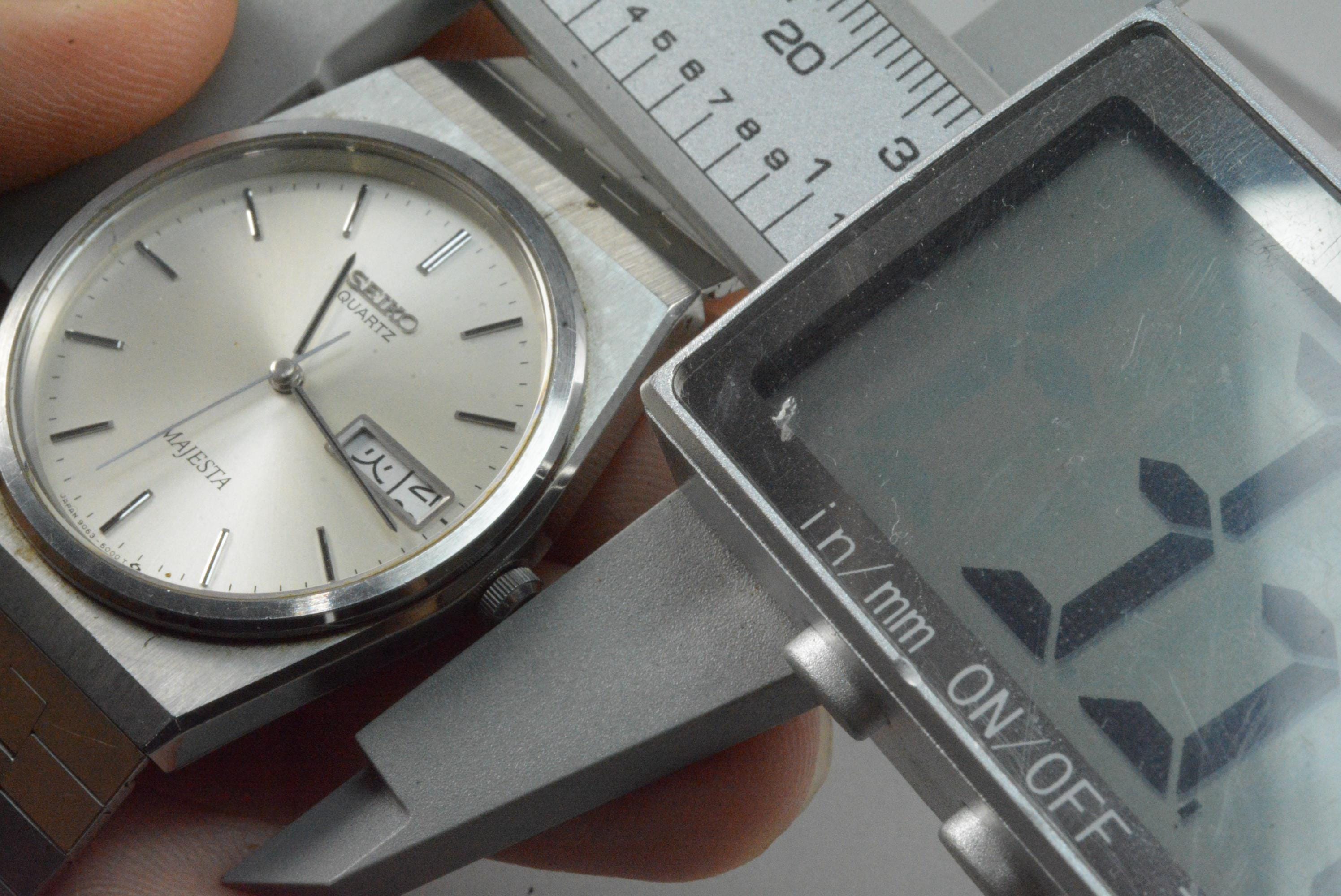 Vintage Seiko Majesta 9068 6000 Gray Dial Men Quartz Watch Japan