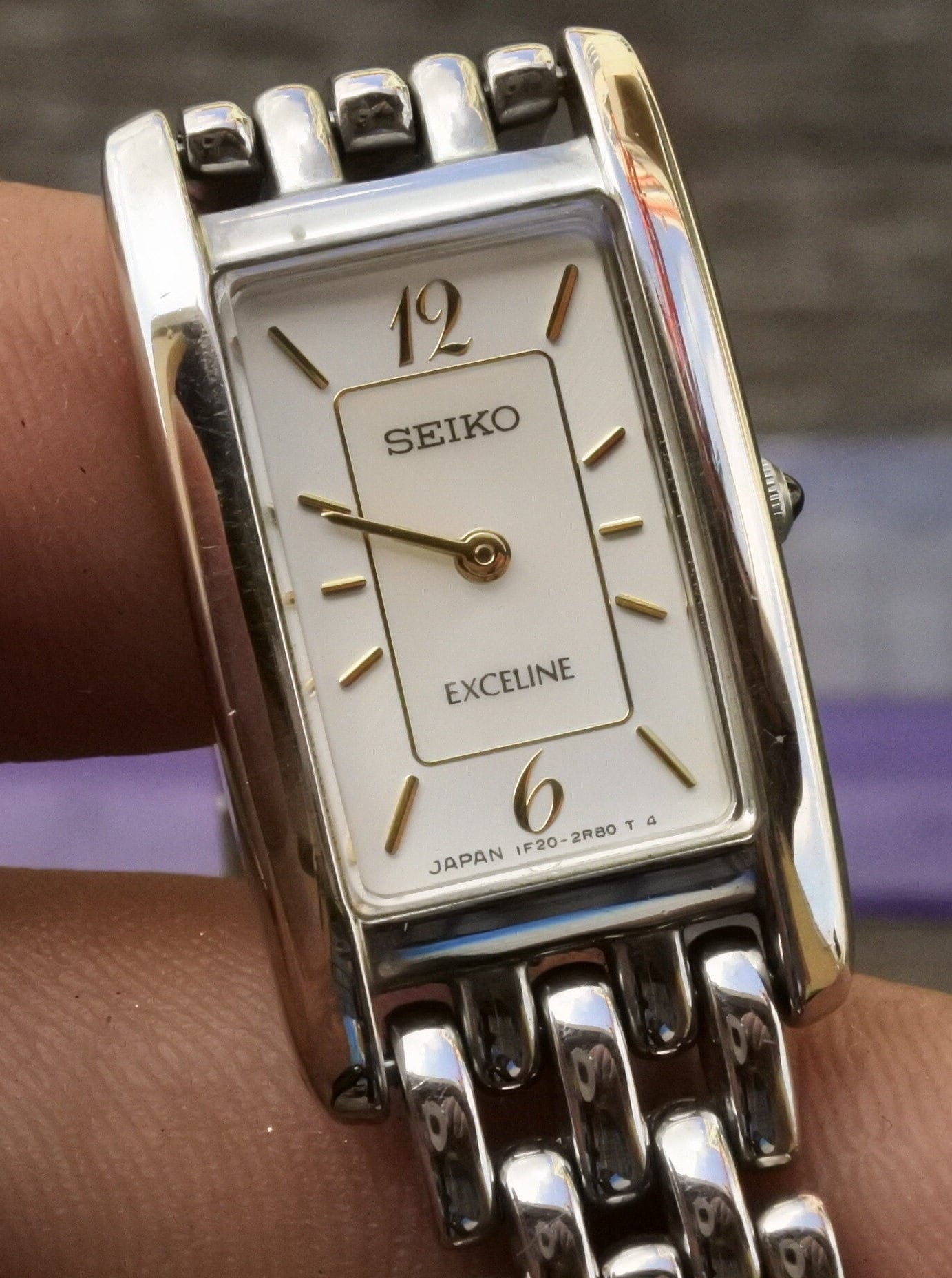 Vintage Seiko Exceline 1F20 6G60 White Dial Lady Quartz