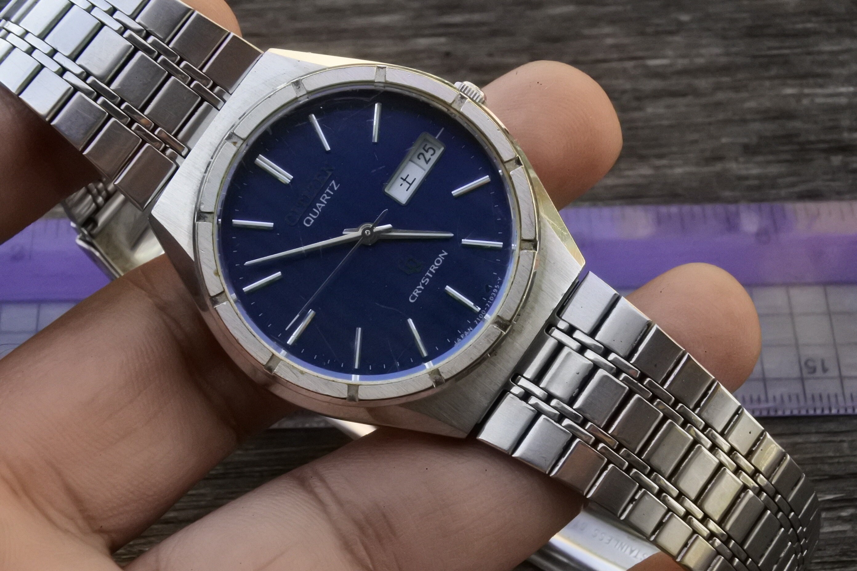 Vintage Citizen Crystron Blue Dial Men Automatic Japan Round Shape 