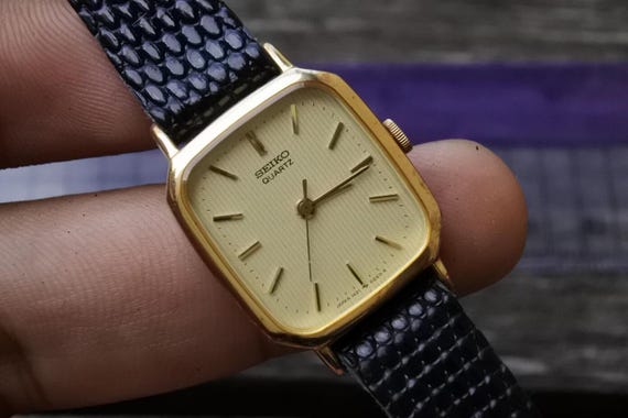 Vintage Seiko Gold Plate 1421 5130 Yellow Dial Lady Quartz Watch