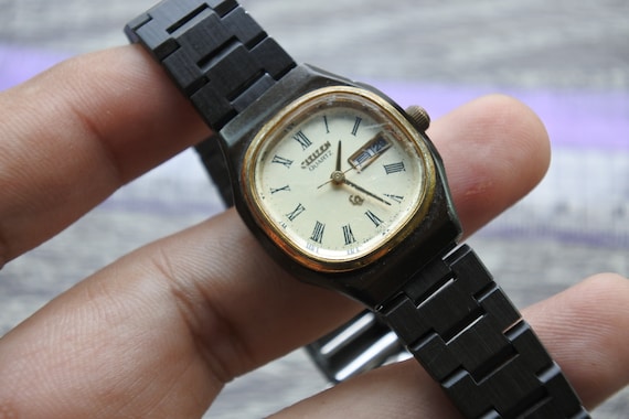 Vintage Citizen Roman Numeric Dial Cushion Shape Lady Quartz Black