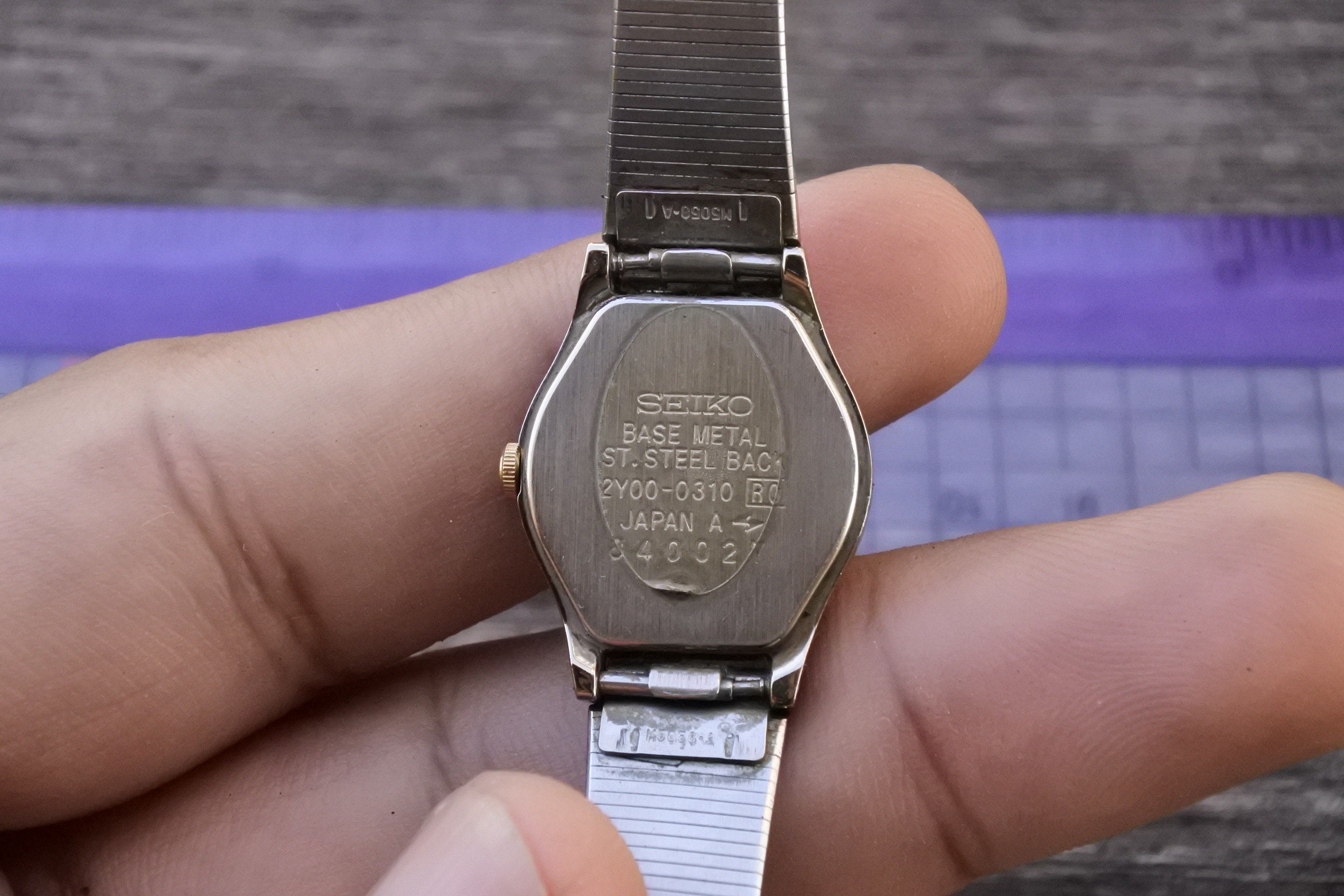 Vintage Seiko Galaxy 2Y00 0310 Tiny Lady Quartz Watch Japan  display picture 1
