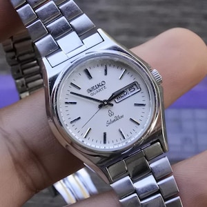 Vintage Seiko Silverwave 3423 0170 vit urtavla damkvartsklocka Japan JDM rund form 32 mm
