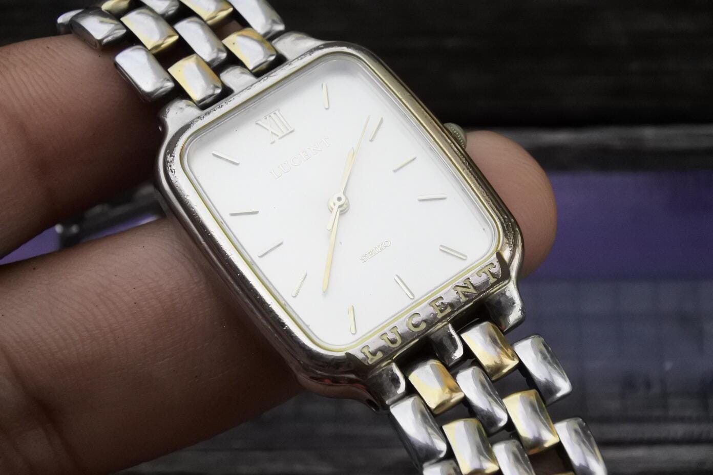 Vintage Seiko Lucent 7N01 5170 Integrated Bracelet Lady Quartz