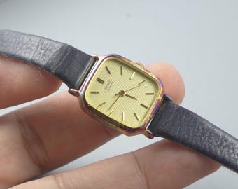 Vintage Seiko Gold Plate 1421 5130 Textured Dial Lady Quartz Watch