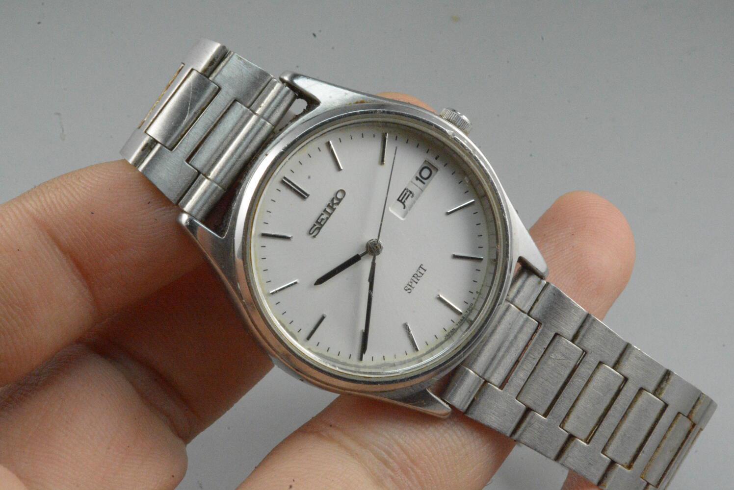 Vintage Seiko Spirit 7N43 7B60 Gray Dial Men Quartz Watch Japan