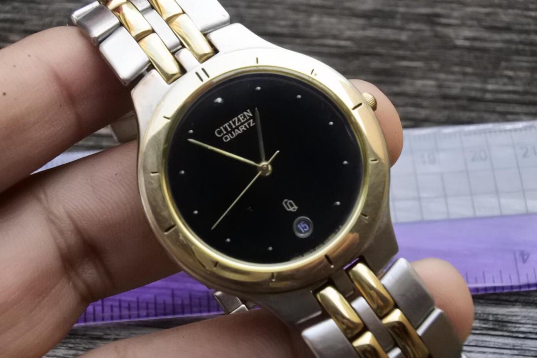 Vintage Citizen 6110 Integrated Bracelet Men Quartz Watch