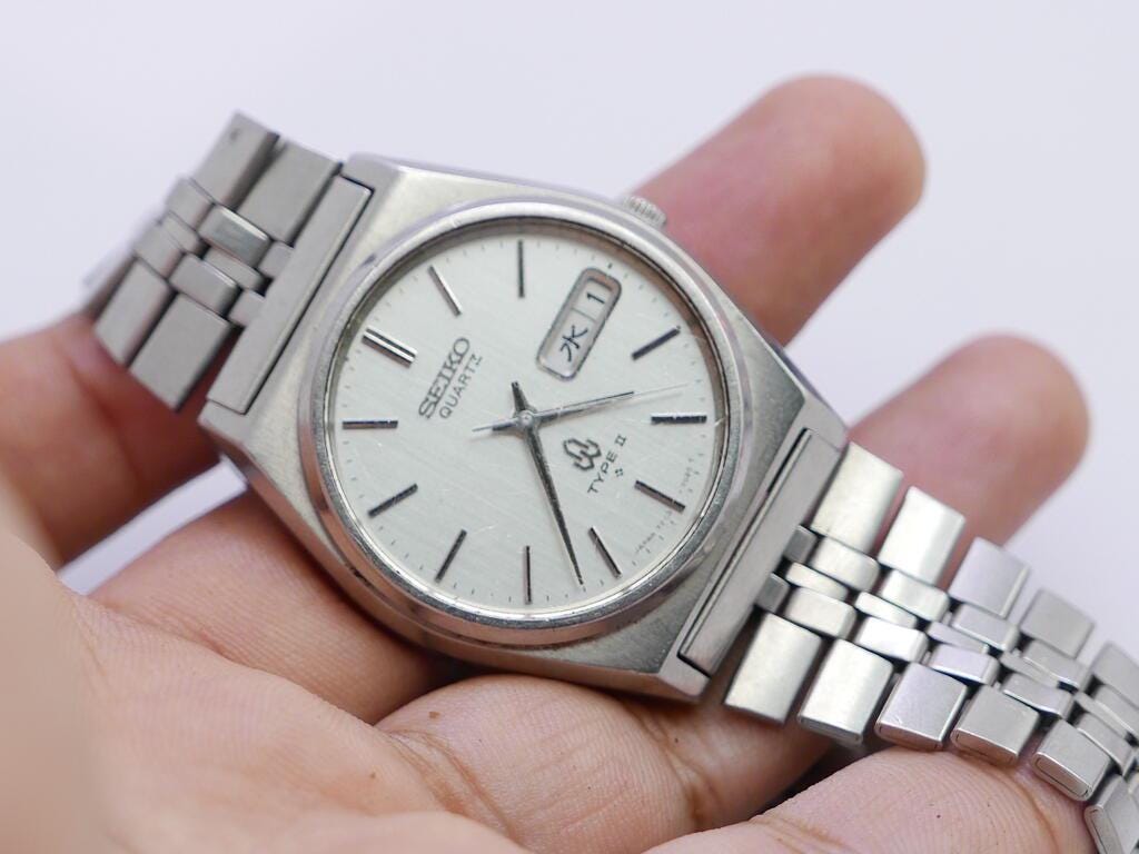 Vintage Seiko Type II 7546 7050 Silver Dial Men Quartz Watch Japan
