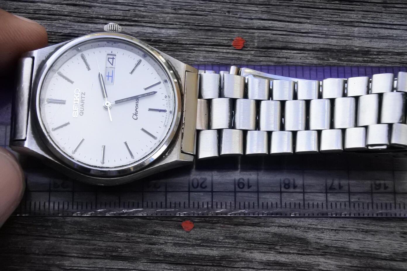 Vintage Seiko Chronos 8123 6130 White Dial Men Quartz Watch Japan