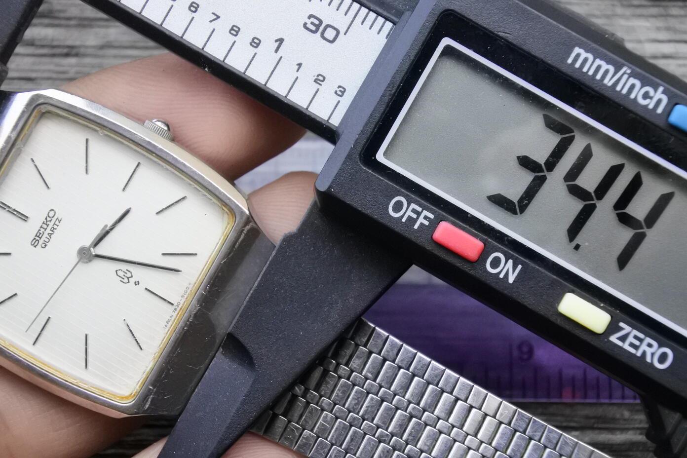 Vintage Seiko 7830 5080 Textured Dial Men Quartz Watch Japan