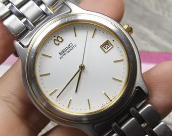 Vintage Seiko 1E20 5590 Yellow Dial Lady Quartz Watch Japan