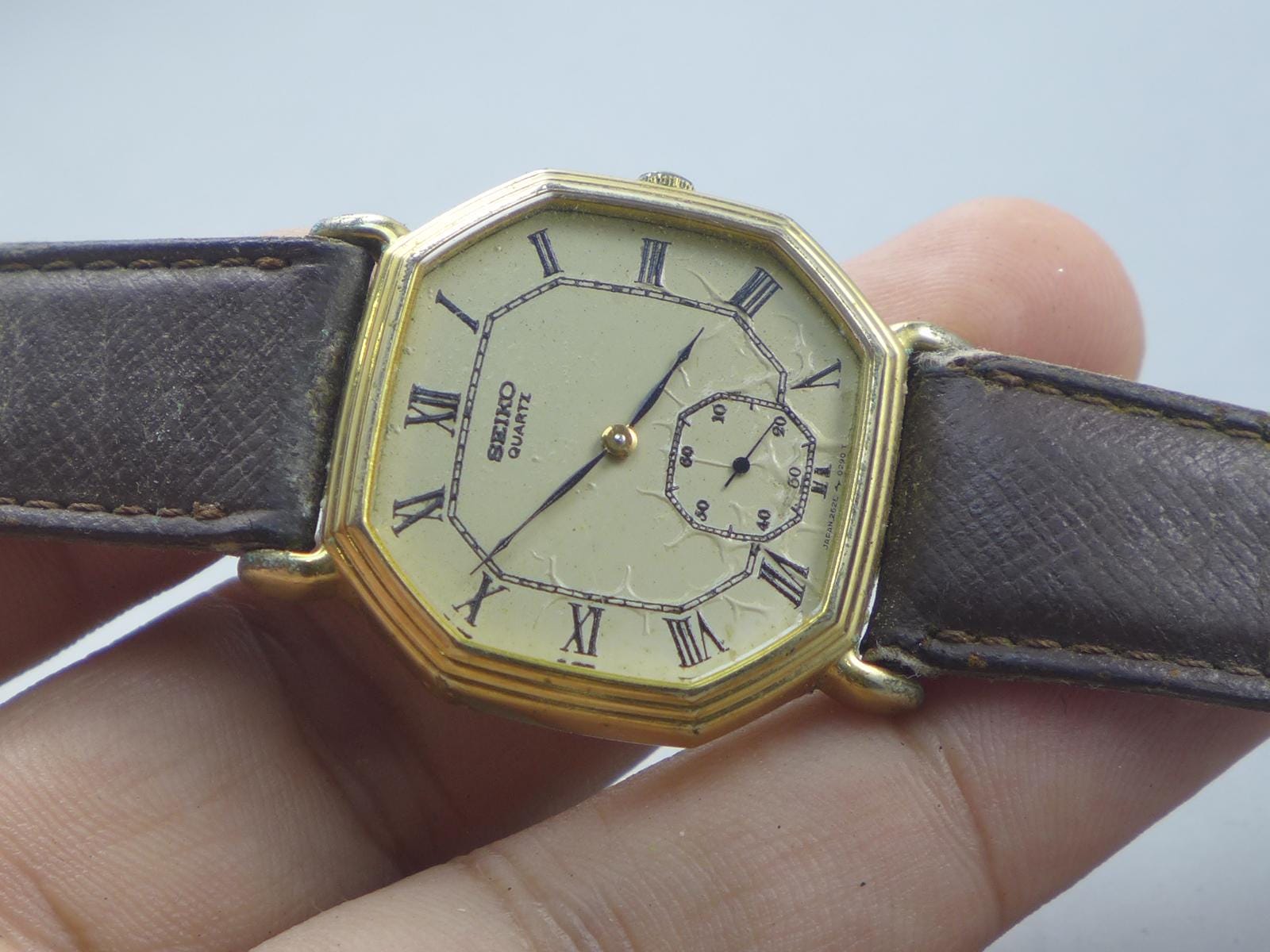 Vintage Seiko Gold Plate 2628 5040 Roman Numeric Dial Men Quartz