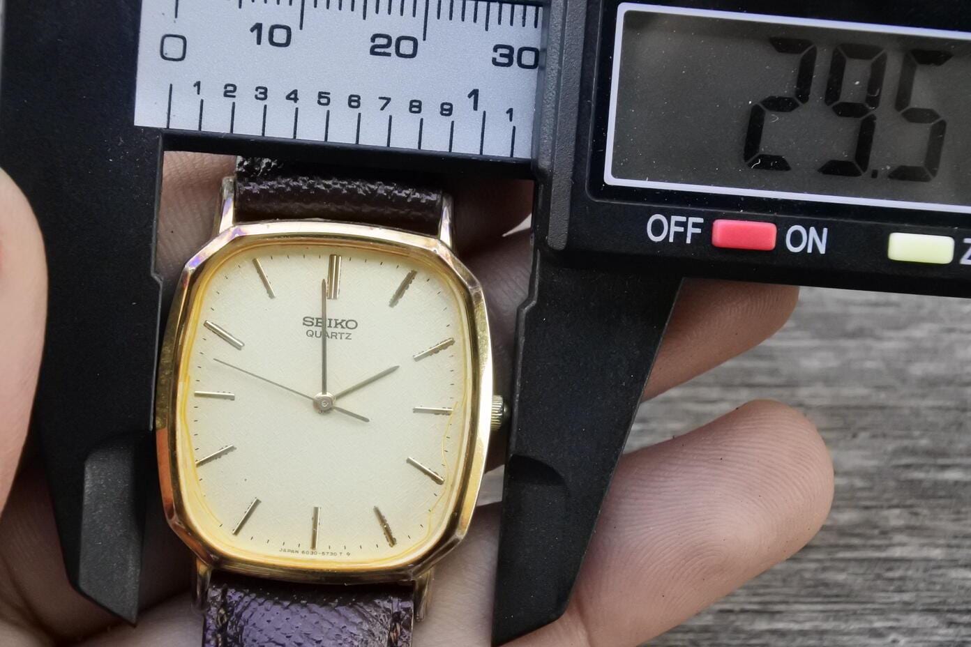 Vintage Seiko Gold Plated 30micron 6030 5640 Dress Men Quartz