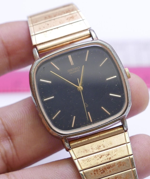 Vintage Seiko 5931 5470 Black Dial Men Quartz Watch Japan Cushion