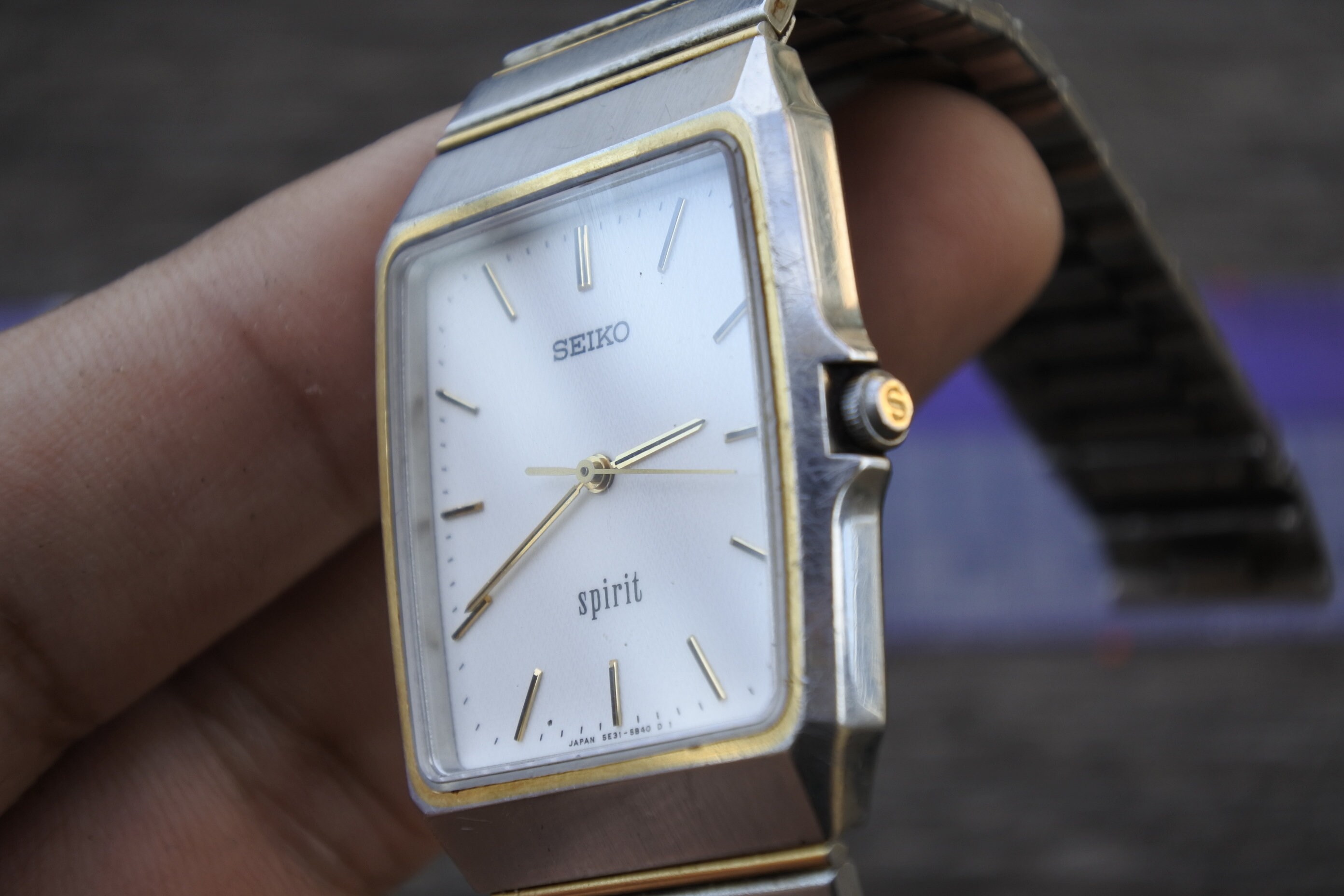 Vintage Seiko Spirit 5E31 5A70 Men Quartz Wristwatch Japan Square 