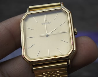 Vintage Seiko Gold Plated 5P31 5C50 Yellow Dial Men Quartz