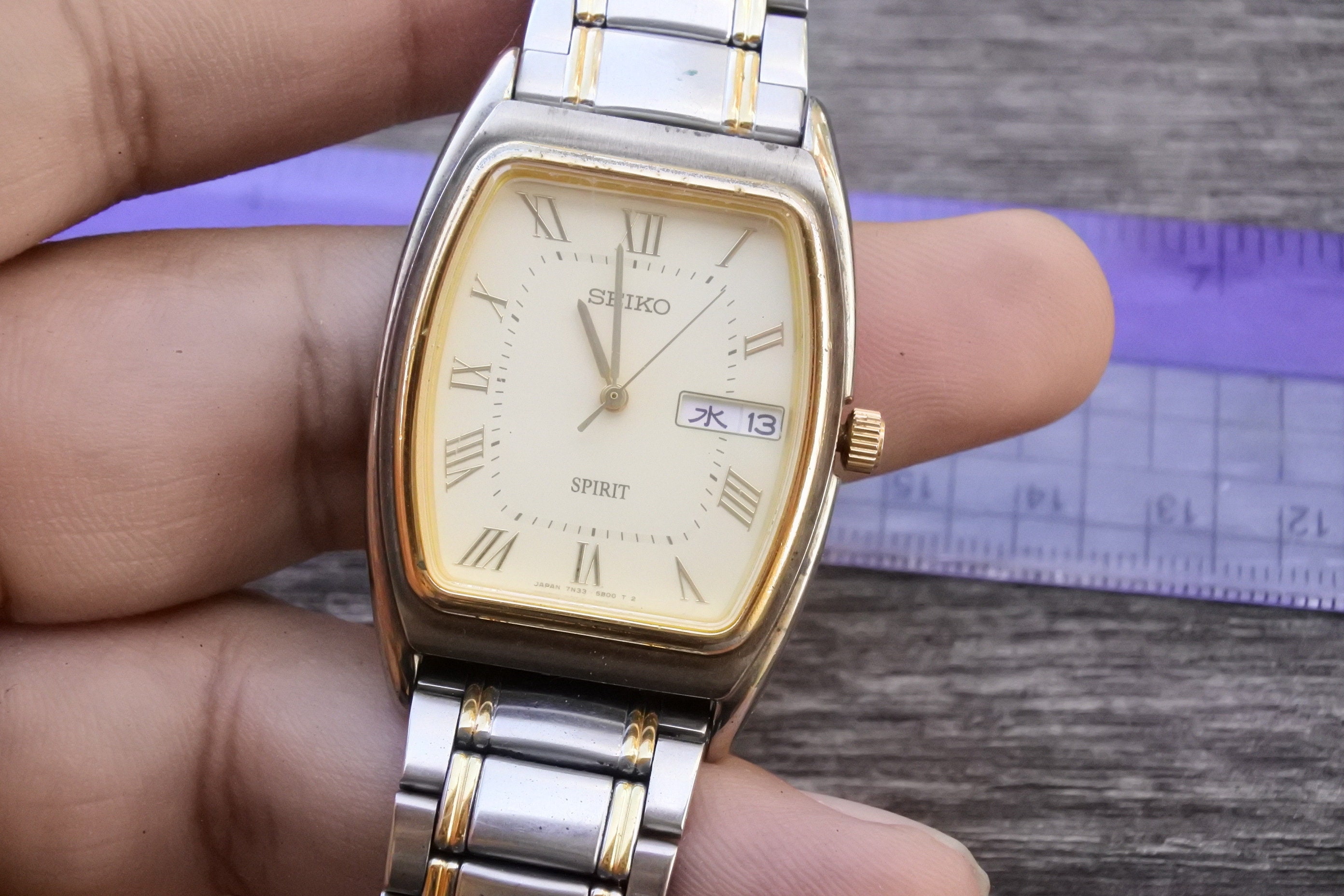 Vintage Seiko Spirit 7N33 5A50 Roman Numeral Dial Men Quartz Watch