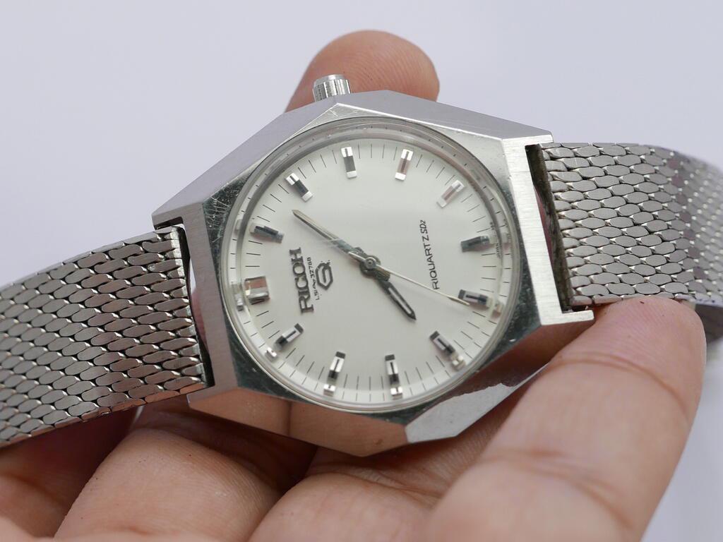 Vintage Ricoh Riquartz Sdz White Dial Men Quartz Watch Japan Multi