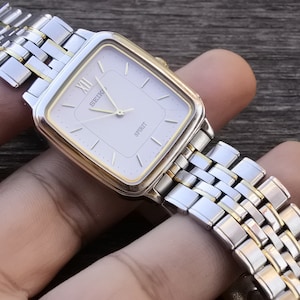 Vintage Seiko Spirit 7N01 5210 White Dial Men  Quartz Watch Japan Square Tank Shape 30mm
