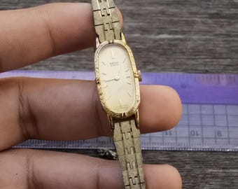 Vintage Seiko Gold Plated 1320 5140 Yellow Dial Lady Quartz