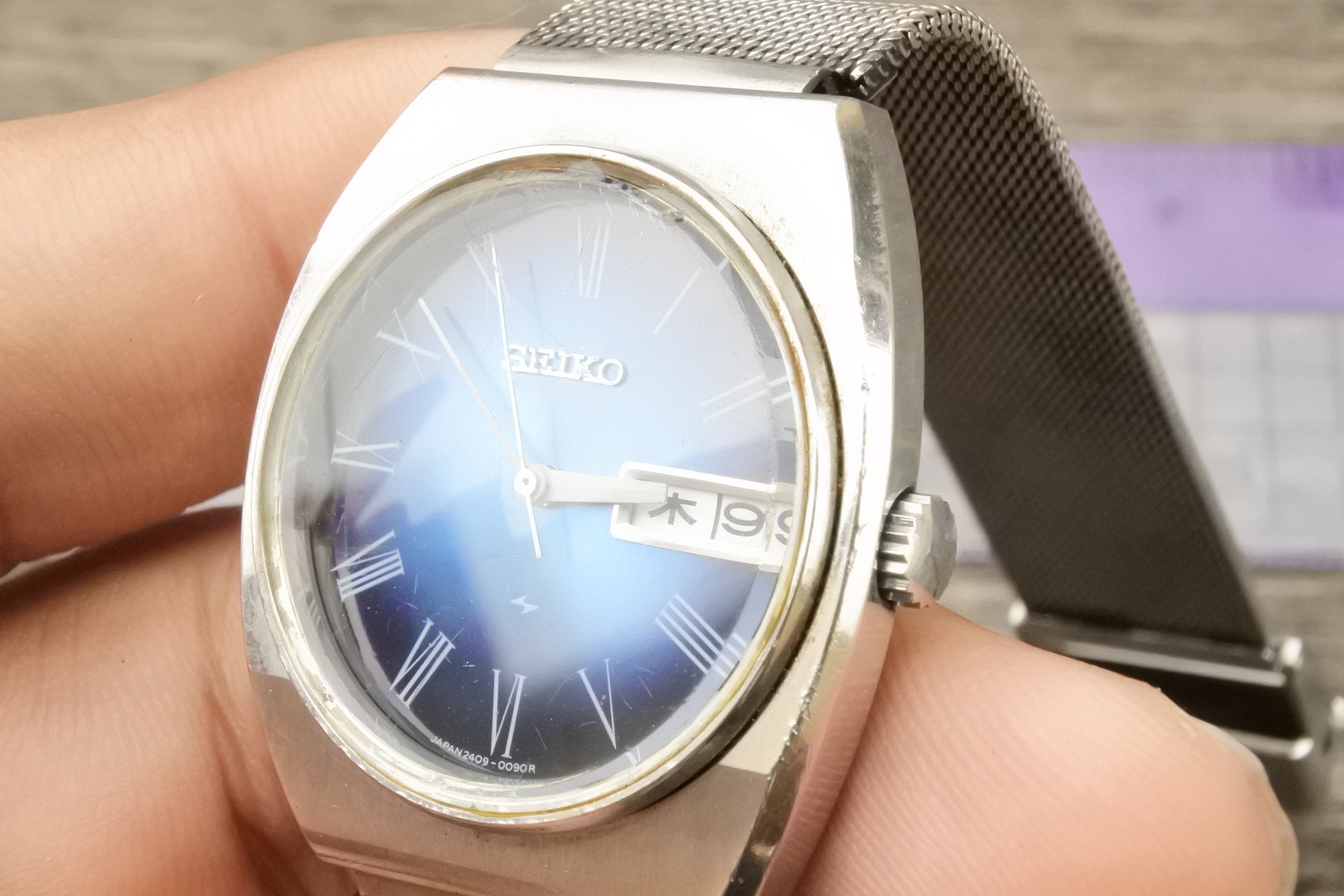 Vintage Seiko 2409 0020 Blue Dial Men Automatic Japan Cushion