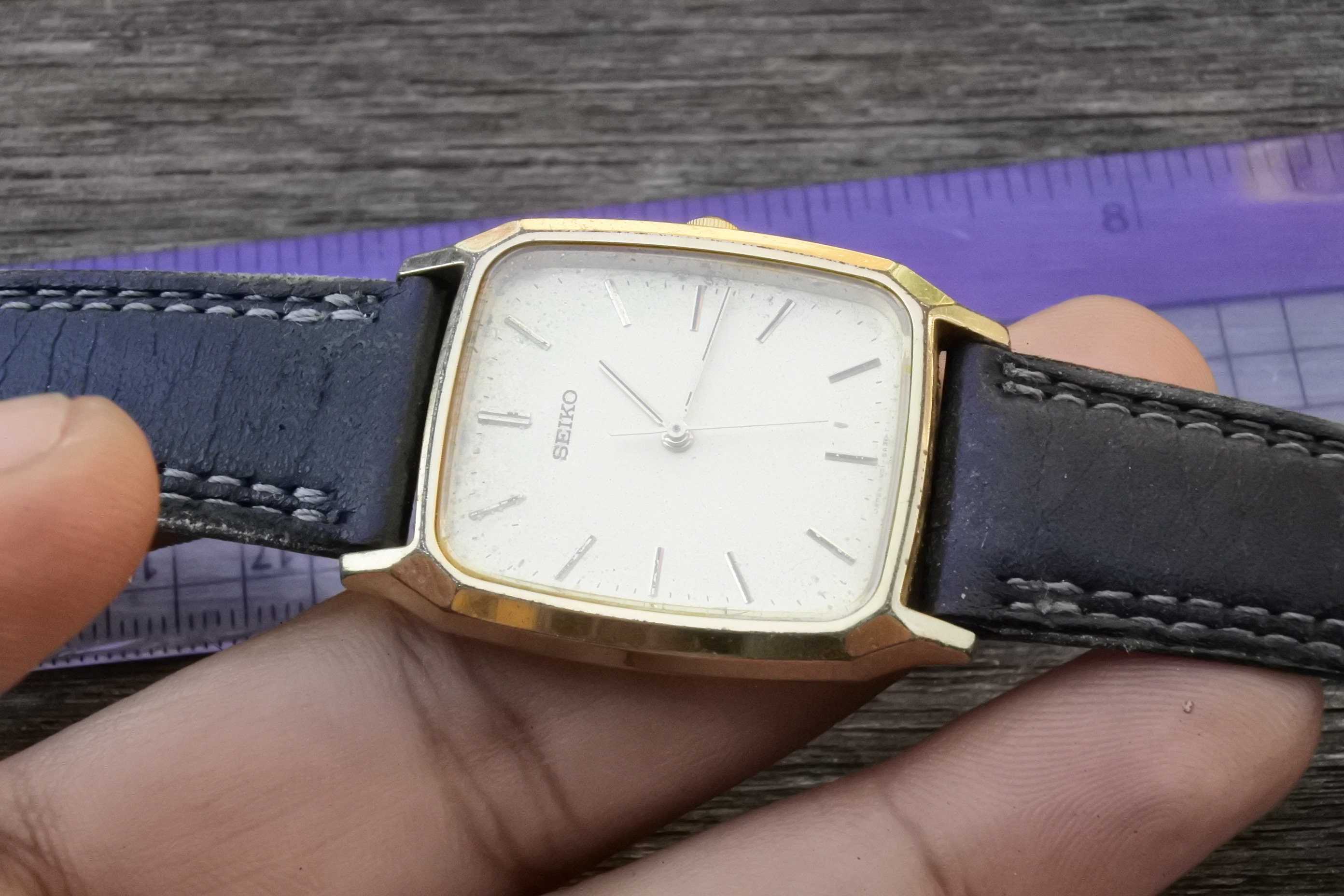Vintage Seiko 7N01 5A30 Yellow Dial Men Quartz Watch Japan Square