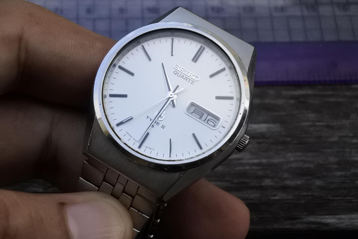 Vintage Seiko Type II 7546 8070 White Dial Men Quartz Watch