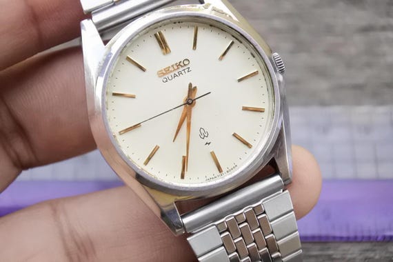 Vintage Seiko 7121 8000 Creamy Dial Men Quartz Watch Japan JDM