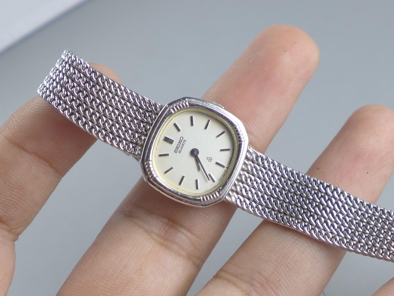Vintage Seiko Gold Plate 2320 5200 Integrated Bracelet Lady Quartz
