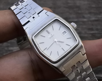 Vintage Seiko 2622 5030 Integrated Bracelet Lady Quartz Watch