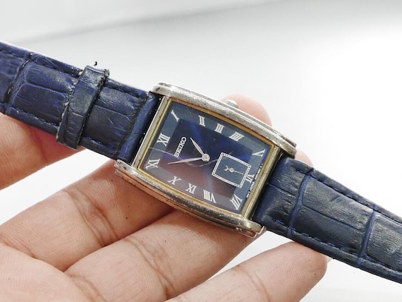 Vintage Seiko 7N07 5010 Blue Dial Men Quartz Watch Japan JDM