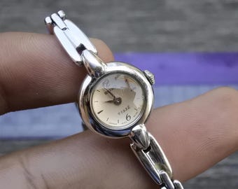 il_340x270.6184527634_dzf6.jpg