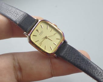 Vintage Seiko Chronos 7731 5130 Textured Dial Lady Quartz Watch