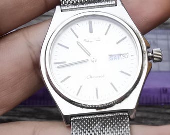 Vintage Seiko Chronos 5H23 7060 Textured Dial Men Quartz Watch