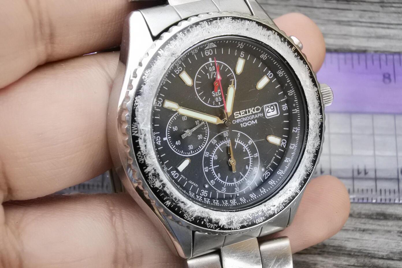 Vintage Seiko 7T92 0CF0 Chronograph Men Quartz Watch Japan Round