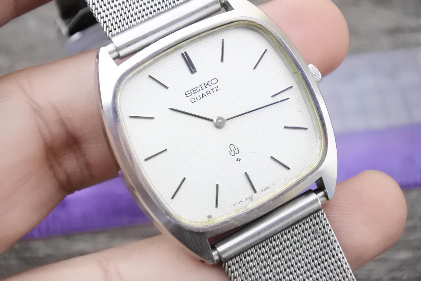 Vintage Seiko 4130 5320 Textured Dial Men Quartz Watch Japan JDM