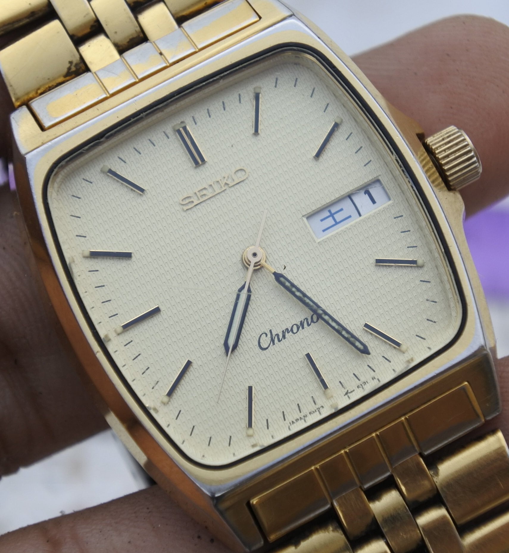 Vintage Seiko Chronos Gold Plated 5H23 5110 Textured Dial Men 