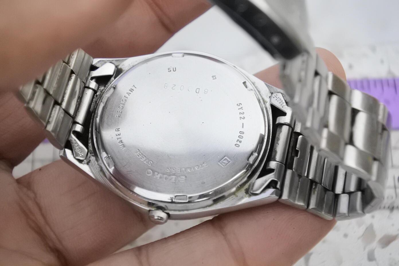 Vintage Seiko SQ 5Y22 8020 White Dial Men Quartz Watch Japan JDM