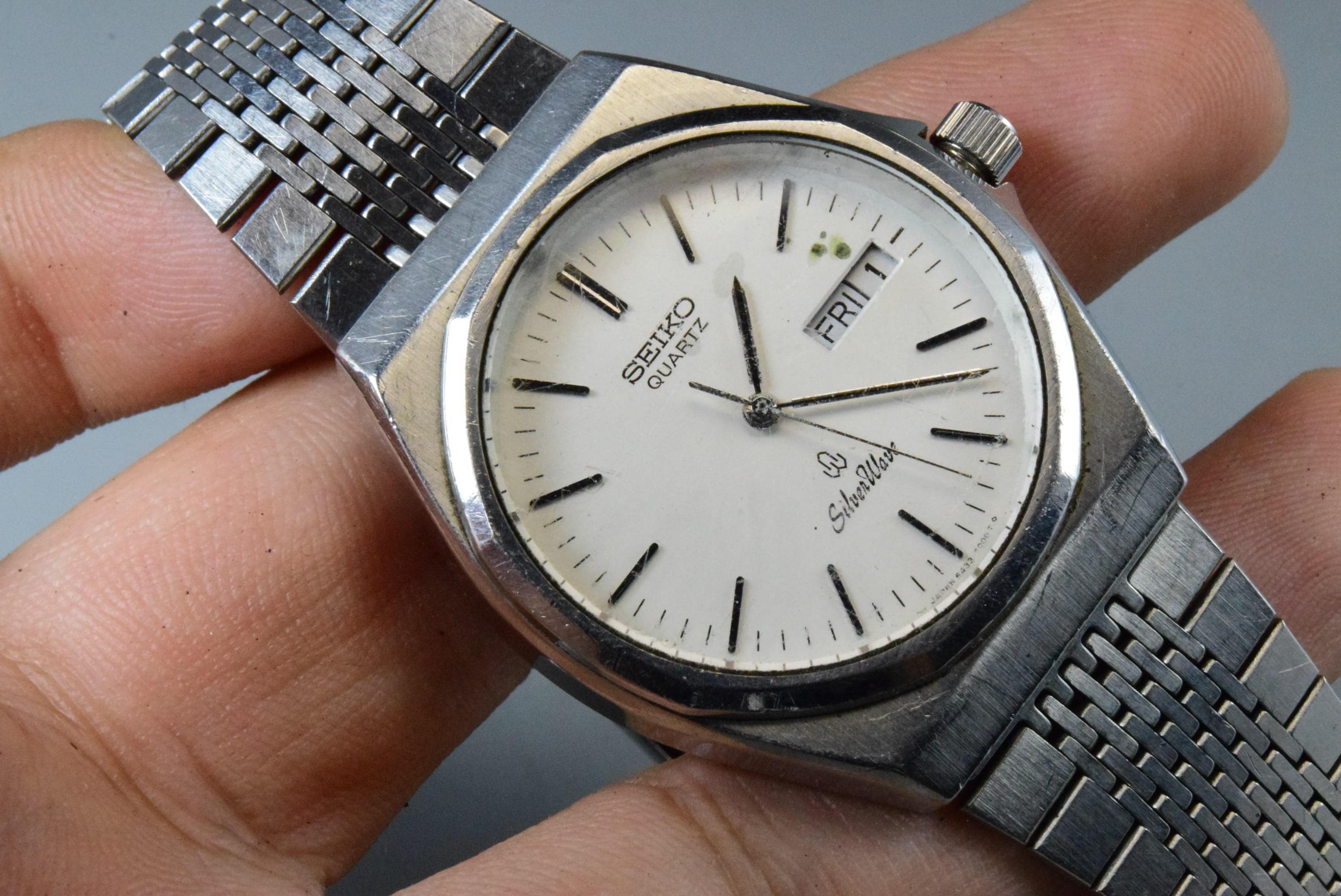 Vintage Seiko Silverwave 6433 7000 White Dial Men Quartz Sport