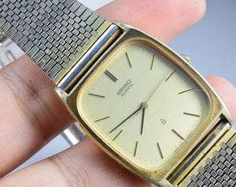 Vintage Seiko Gold Plated 9021 5170 Black Dial Men Quartz Watch